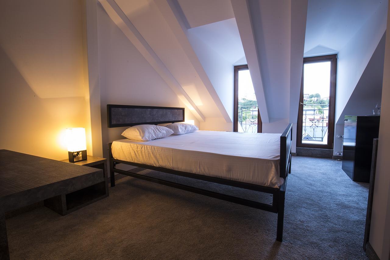 Hotel Opinion Tbilisi Exteriör bild