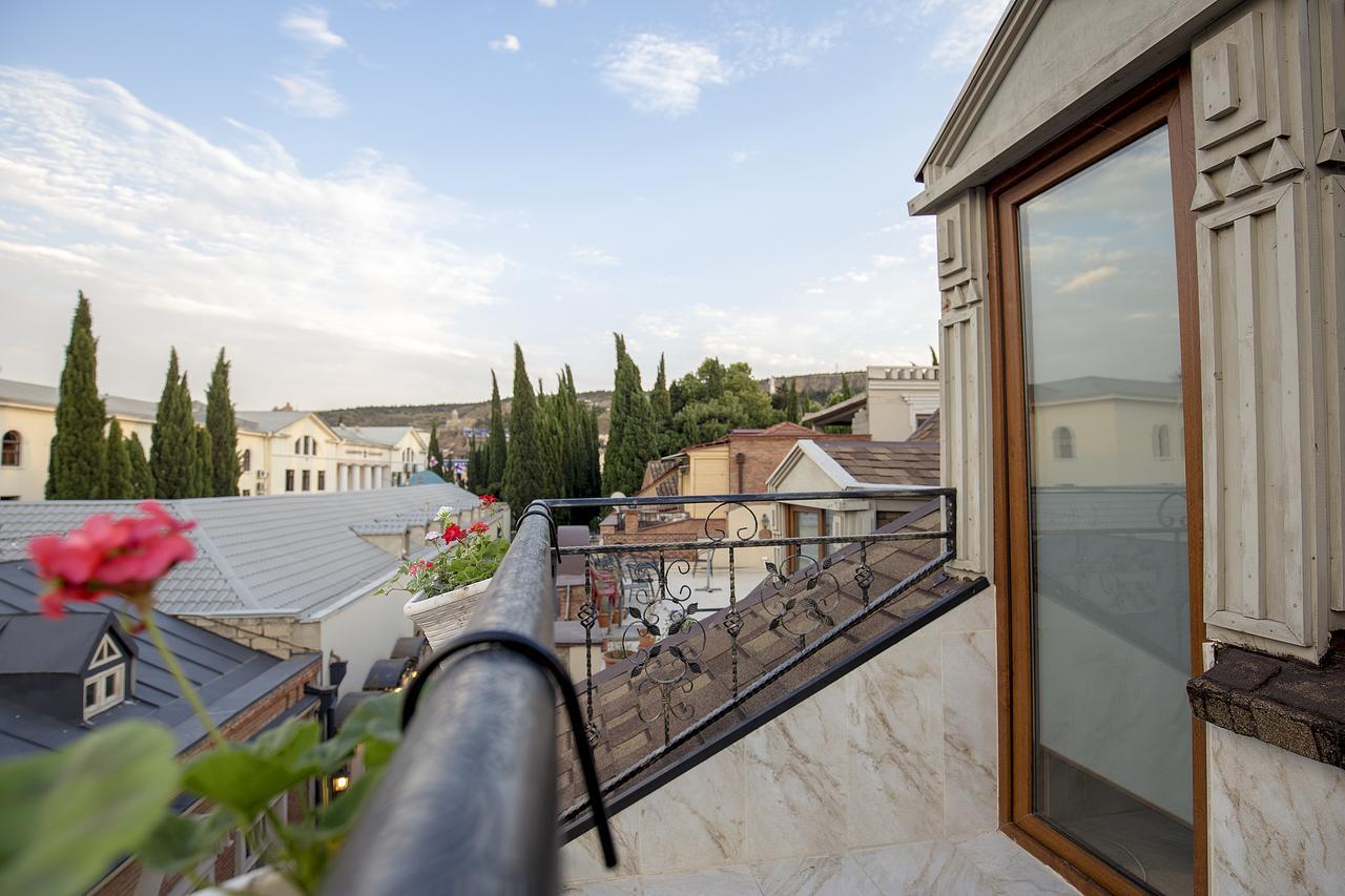 Hotel Opinion Tbilisi Exteriör bild