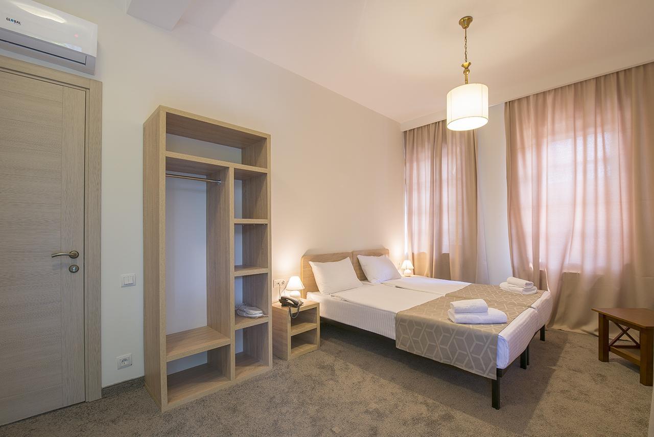 Hotel Opinion Tbilisi Exteriör bild