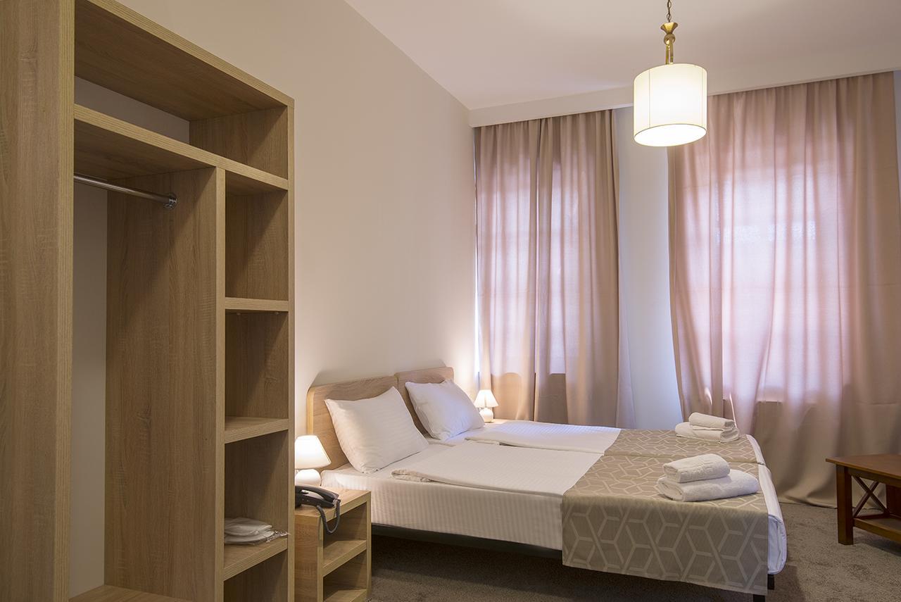 Hotel Opinion Tbilisi Exteriör bild