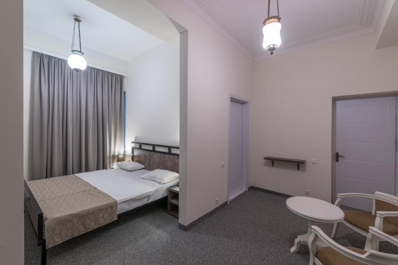 Hotel Opinion Tbilisi Exteriör bild